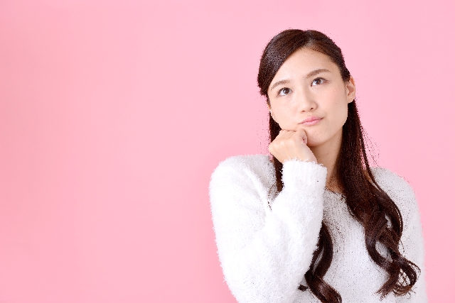 アナウンサーってどうやってなるの?